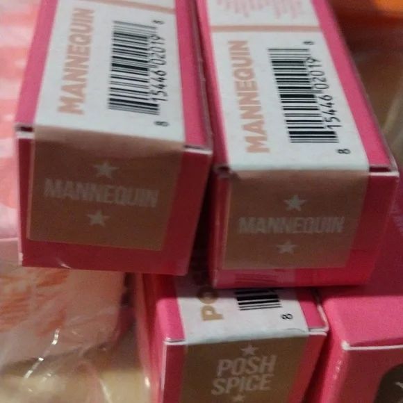 NIB🔥 "Mannequin" Jeffree Star Velour Liquid Lipstick 💄Nude - Picture 9 of 9